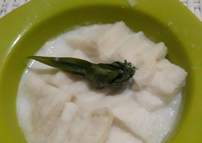 Resep Wedang Roti simple oleh Ave Romantie Diaz Adare - Cookpad