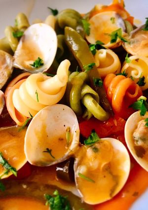 Una foto de Trottole con salsa de almejas