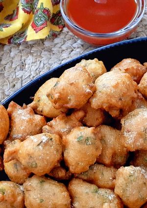 A picture of Methi Moong Dal Winter Pakoras.