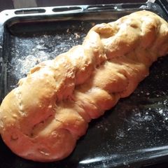 A picture of Egg Twist Bread #BreadMaking101 #HomeBreadMakingGang😇😊.