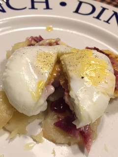 Una foto de Huevos estrellados-poché