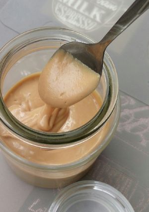 Mogyoróvaj házilag recept fotója