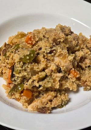 Foto principal de Cous cous con pollo y verduras