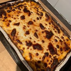 A picture of Lentil and jackfruit cannelloni.