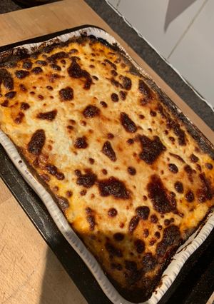 A picture of Lentil and jackfruit cannelloni.