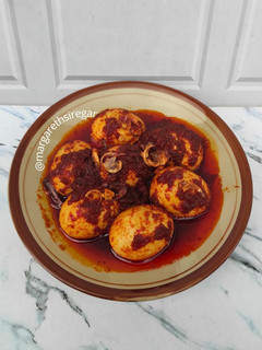 Foto resep Telur Masak Habang (Masak Habang Hintalu)