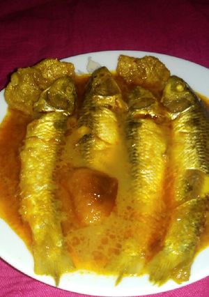 কমলার খোসা দিয়ে মাছ ভুনা। রেসিপির প্রধান ছবি