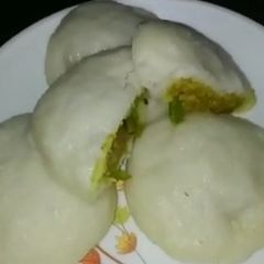 A picture of Masala Stuffed idli.