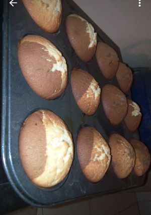 A picture of Marble Cup Cakes.