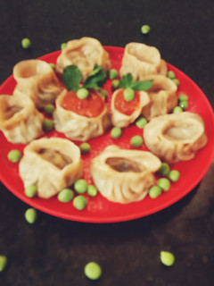பச்சை பட்டாணி மோமோஸ்(peas momos recipe in tamil) செய்முறை முக்கிய புகைப்படம்