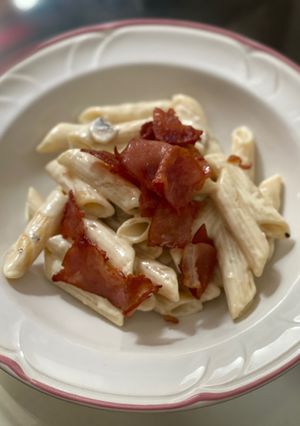 Foto resep 29. Penne Mushroom Bacon Alfredo