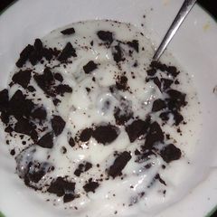 Oreo yogurt (yummy 😋 A picture of Oreo yogurt (yummy 😋.