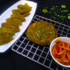 A picture of Seasonal Stuff Paratha.