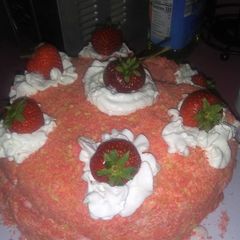 A picture of Strawberry eclair crunch cake.