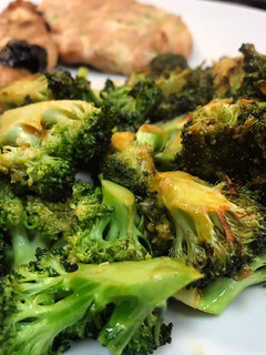 Una foto de Brócoli en airfryer Cosori