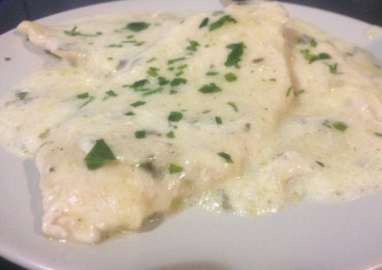 Pechugas de pollo en salsa de yogur