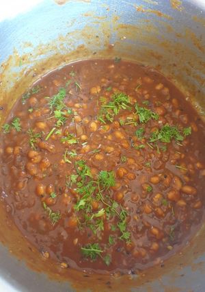 A picture of Baked Potatoes with Masala Beans.