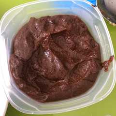 Una foto de Falsa crema de "chocolate"