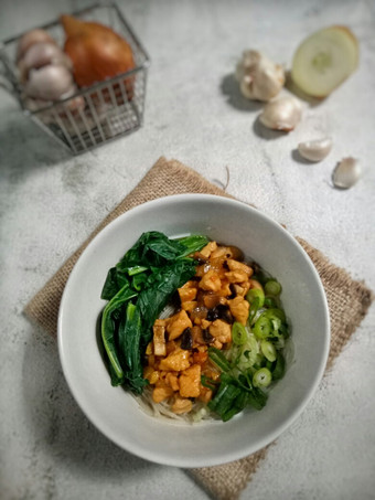 Cara Bikin Bihun ayam jamur Bunda Pasti Bisa