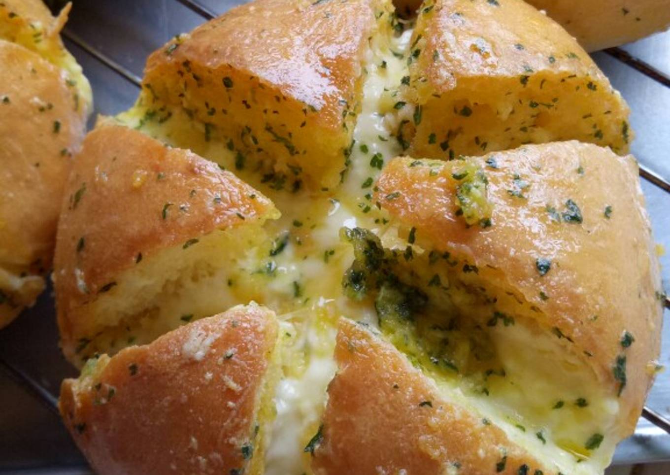 Korean garlic cheese bread