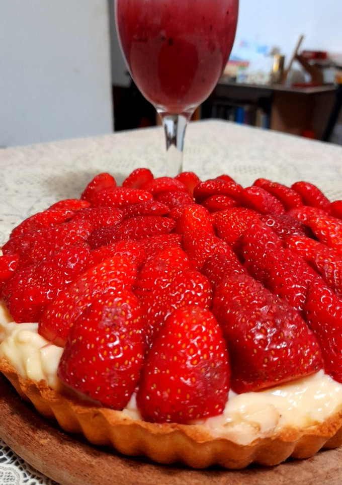 Una foto de Tarta de frutillas apta celíacos