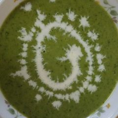 A picture of Creamy Spinach Soup.