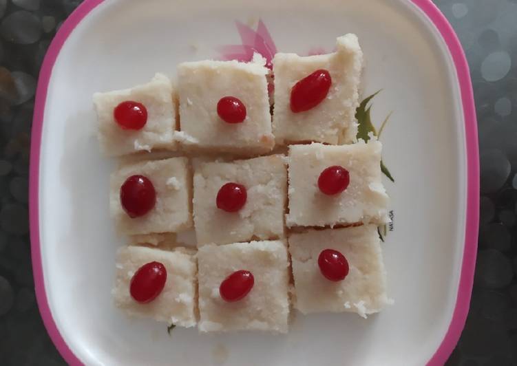 Coconut barfi