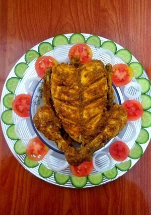 A picture of Murgh Musallam.