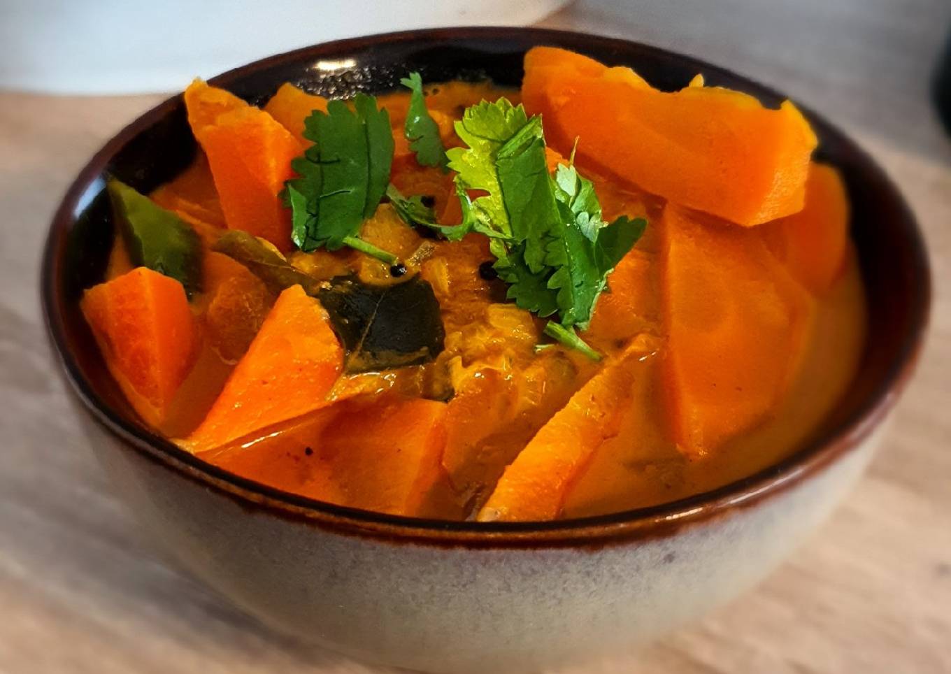 Carrot Curry (with Coconut Milk)