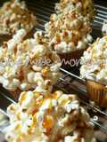 Buttered popcorn cupcake