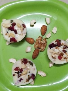 રાજભોગ ચોકલેટ(Rajbhog chocolate recipe in gujarati) રેસીપી મુખ્ય ફોટો