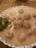 كرات اللحم السويديه بالصوص الابيضswedish meat balls