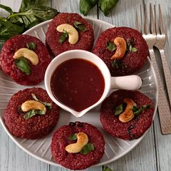 A picture of Quinoa Tikki : healthy, nutritious breakfast recipe.