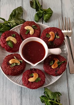 A picture of Quinoa Tikki : healthy, nutritious breakfast recipe.