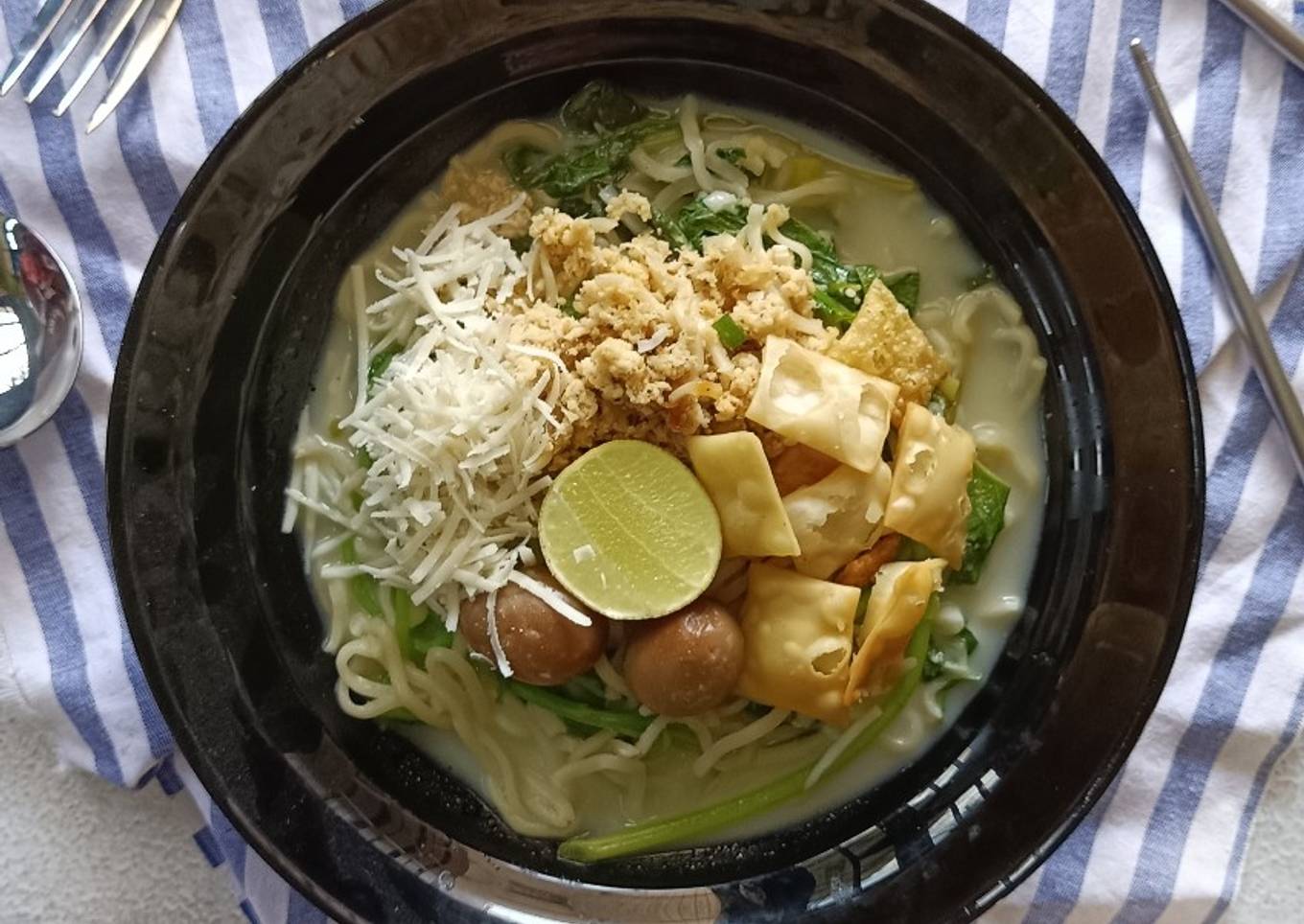 Mie Kuah Susu