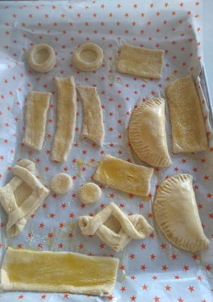 Una foto de Figuras de masa hojaldre