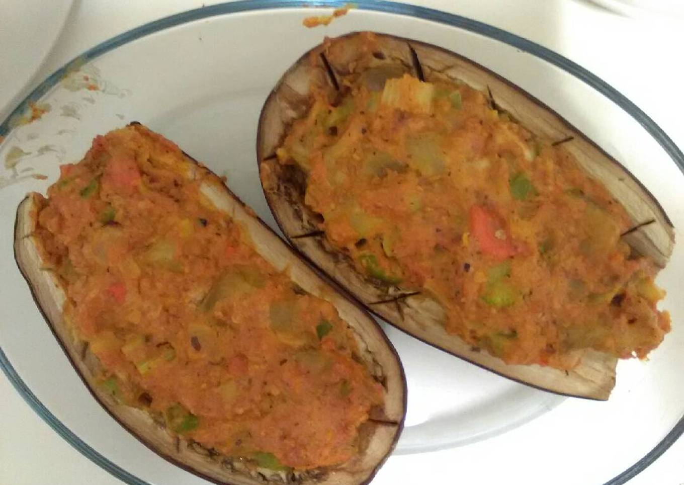 Berenjenas rellenas de avena y verduras