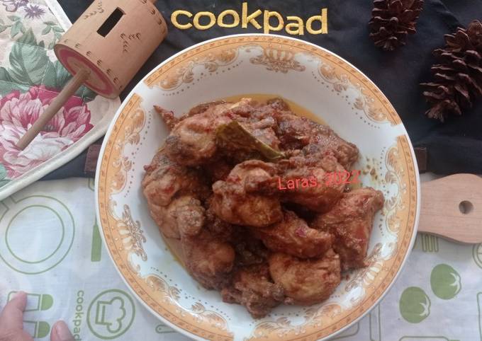 Ayam Rendang ala Laras