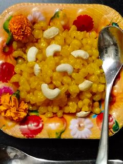 मीठी बूंदी(meethi bundi recipe in hindii) रेसिपी मुख्य फोटो