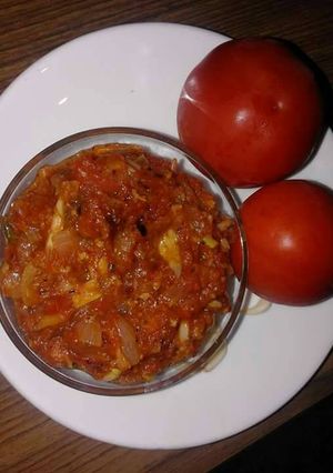 A picture of Pasta/pizza sauce.