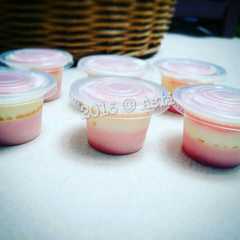 A picture of Silky Puding.