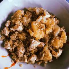 Una foto de Quinoa con Manzana y Pollo