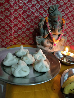 A picture of Modak.