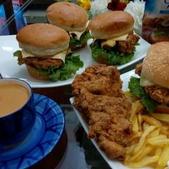 A picture of Zinger Burger.