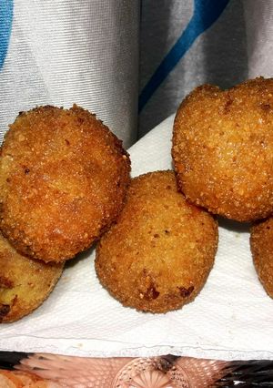 ডিমের ডেভিল (dimer devil recipe in Bengali) রেসিপির প্রধান ছবি