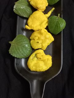 અજમા ના પાન ના ભજીયા રેસીપી મુખ્ય ફોટો