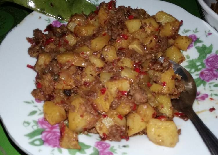 Kentang daging cincang (Sahur tetap diet)