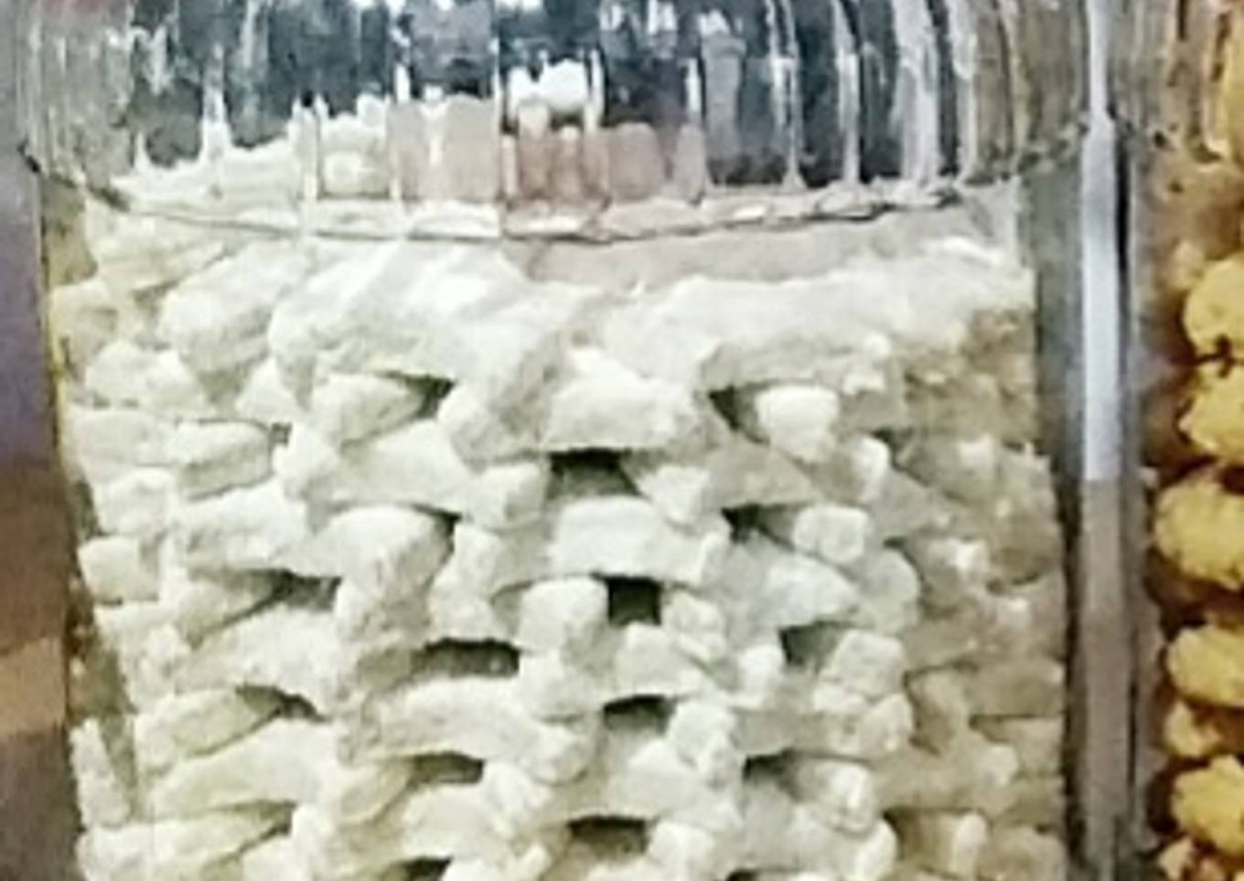 Kue kering putri salju mede