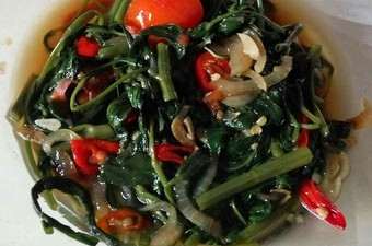 Langkah Mudah untuk Membuat Ca kangkung teriaki yang Lezat Sekali