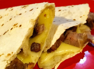 Una foto de Quesadillas a la chilena!! 🇨🇱🧀
